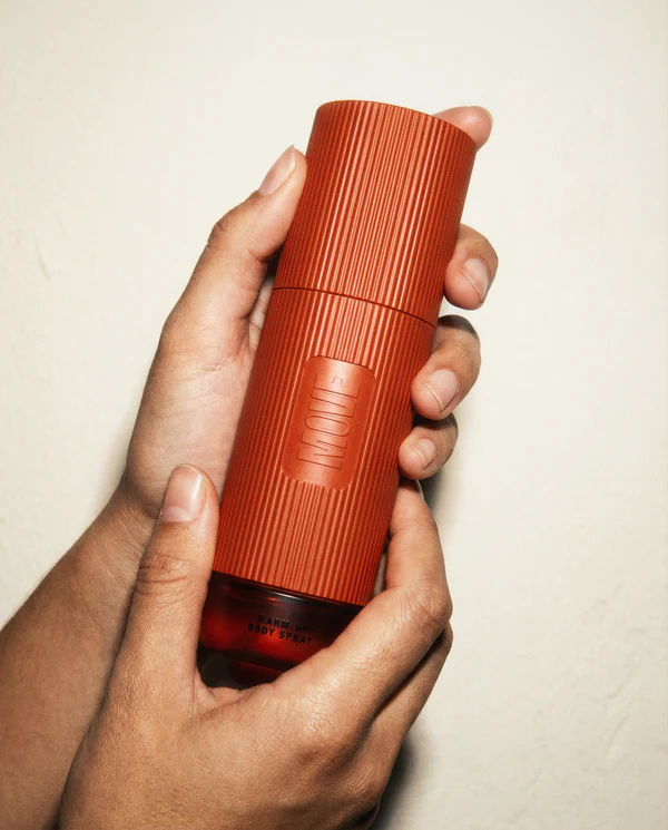 M0VE Warming Body Spray